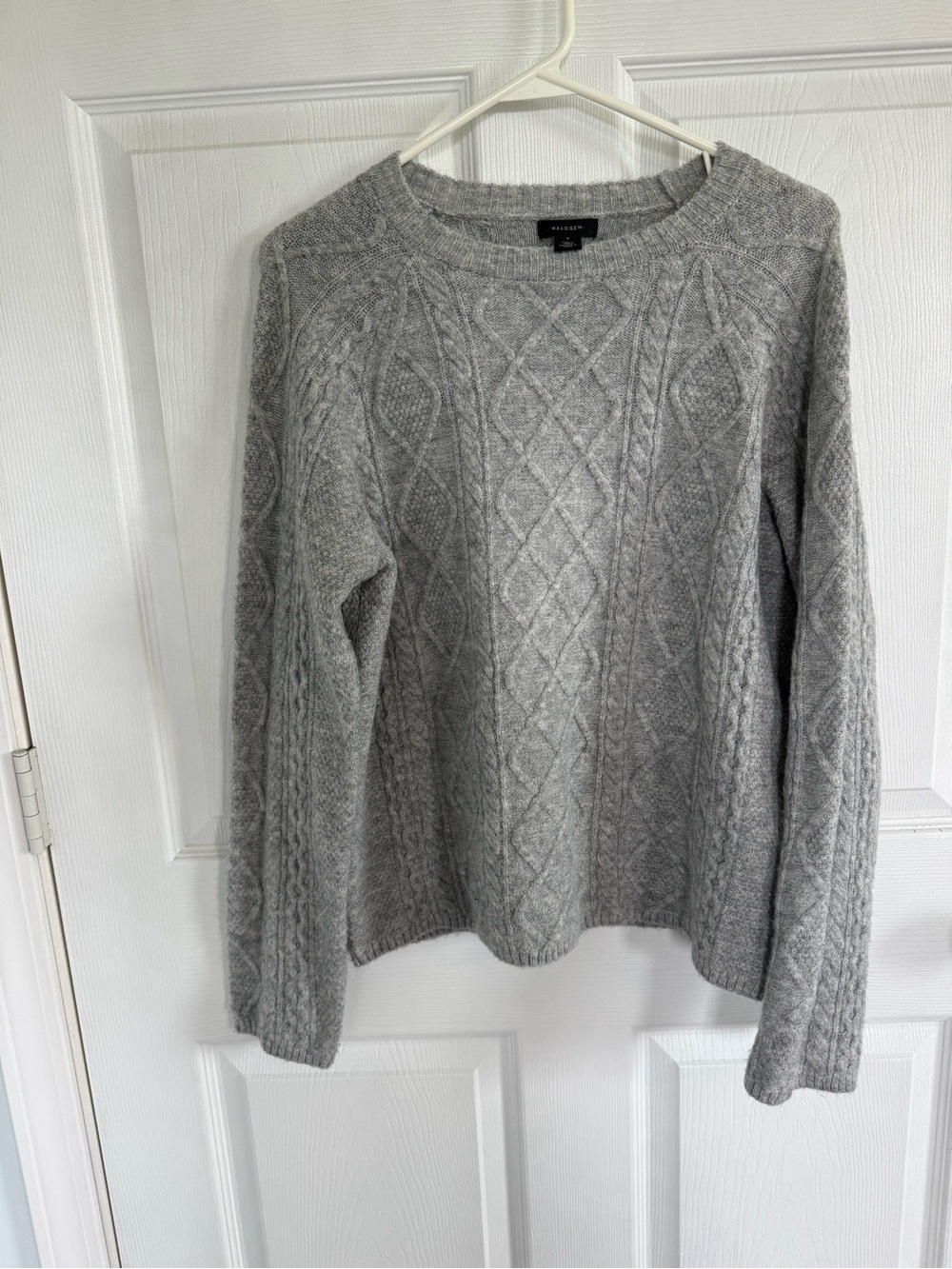 Halogen Medium Cable knit Grey Nordstrom Fall Capsule Wardrobe Sweater Soft
